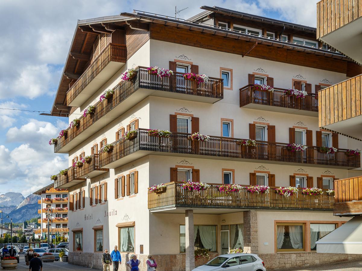 Hotel Aquila Cortina dʼAmpezzo Exteriér fotografie